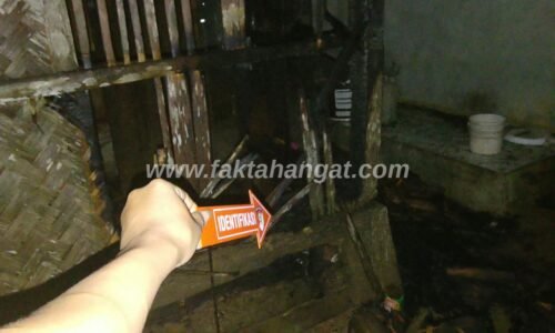 Diduga Tungku Lupa Dimatikan, Rumah di Rajadesa Ciamis Ludes Terbakar Tengah Malam