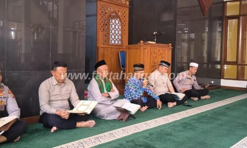 Bukan Cuma Jaga Kamtibmas, Personel Polres Ciamis Rutin Belajar Tahsin Al-Qur’an Bareng Qori Nasional